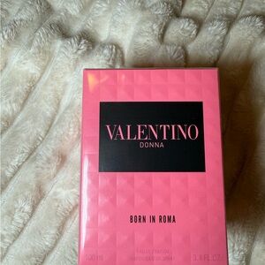 Valentino Donna Born in Roma Eau de Parfum - Pink